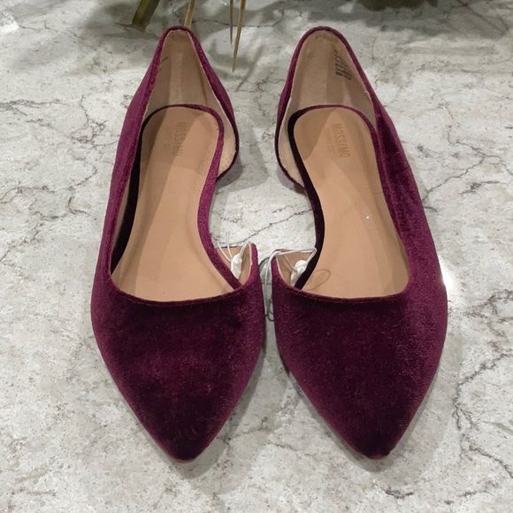 Mossimo Supply Co. Shoes - MISSION SUPPLY CO. FLATS SHOES SIZE 6 1/2